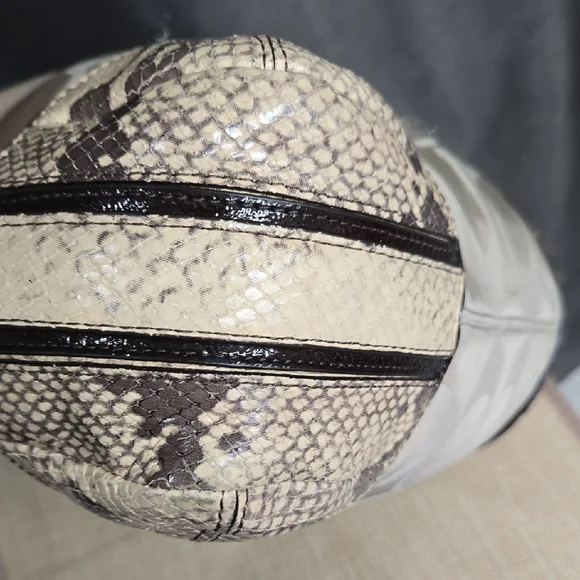 Coach Signature C's with Snakeskin Trim Shoulder Bag - Picture 4 of 15